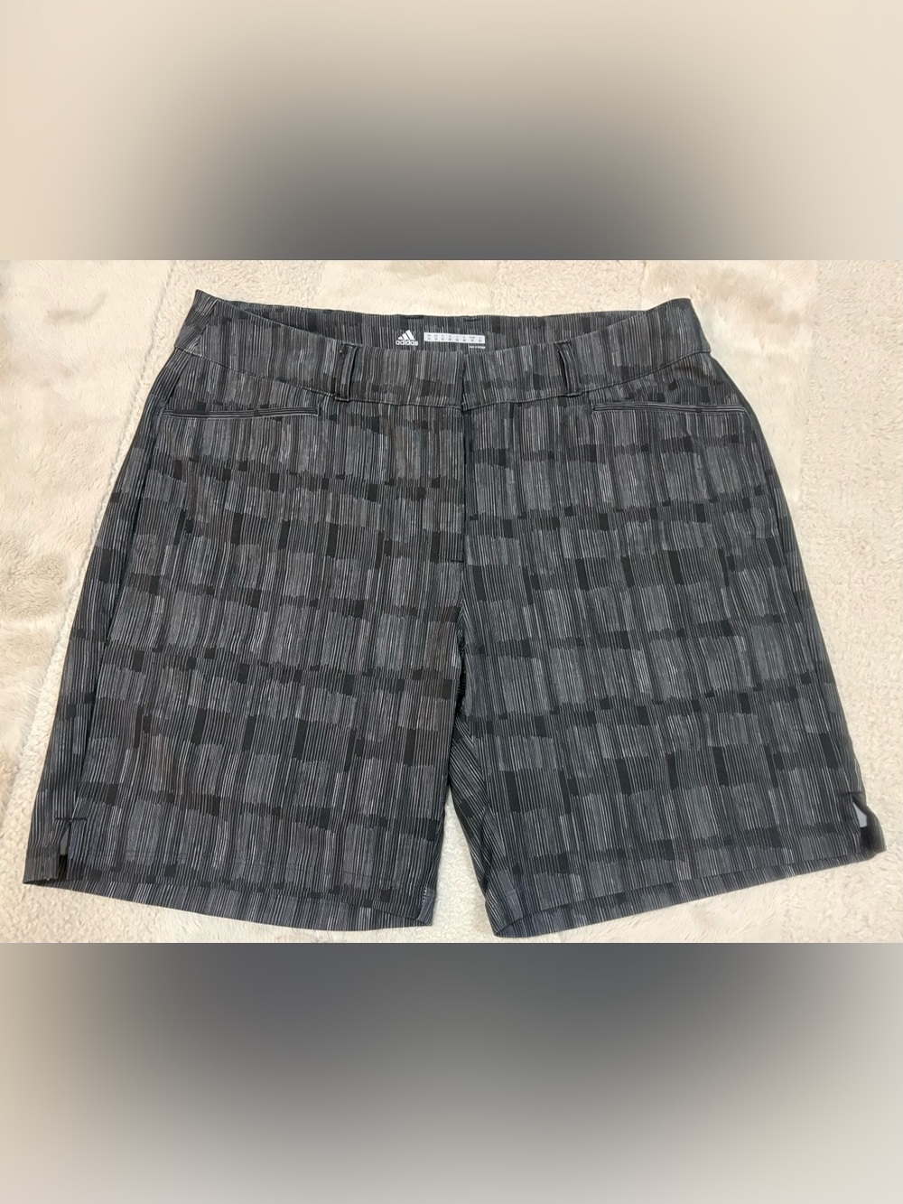 Adidas Women’s Bermuda Golf Shorts, Size 10